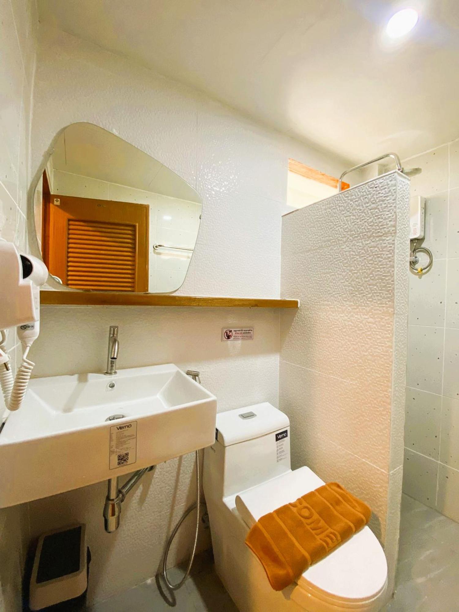 Hostel Ubox Samui & - *
