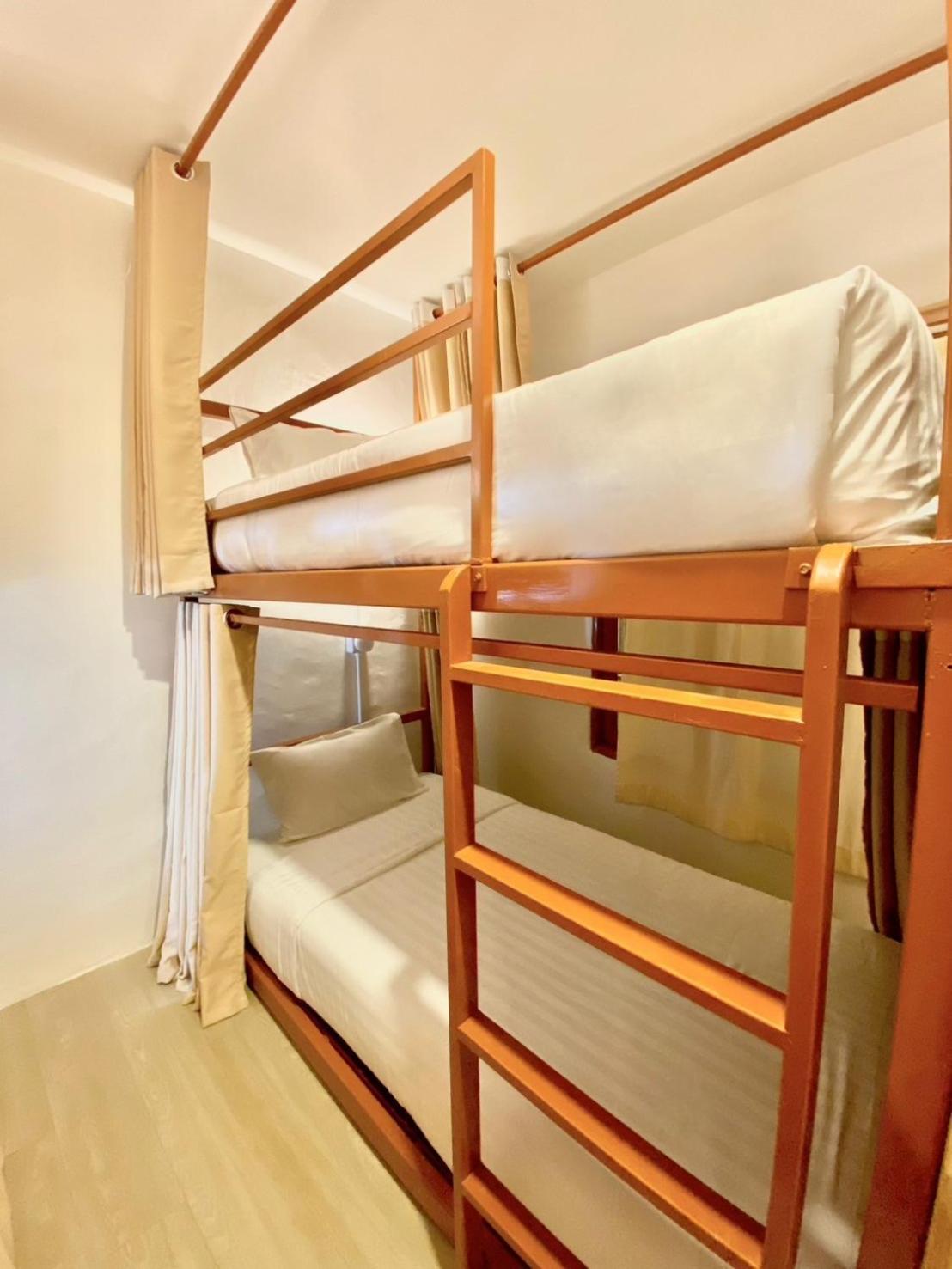 Ubox Samui & - Hostel *