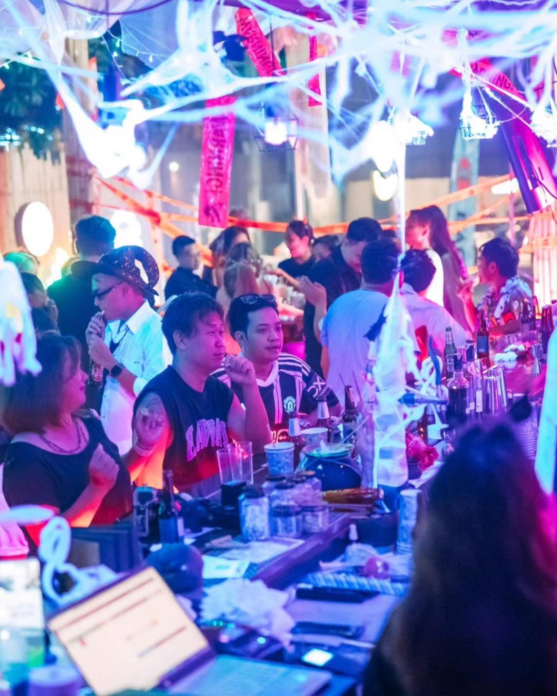 Ubox Samui & - Hostel