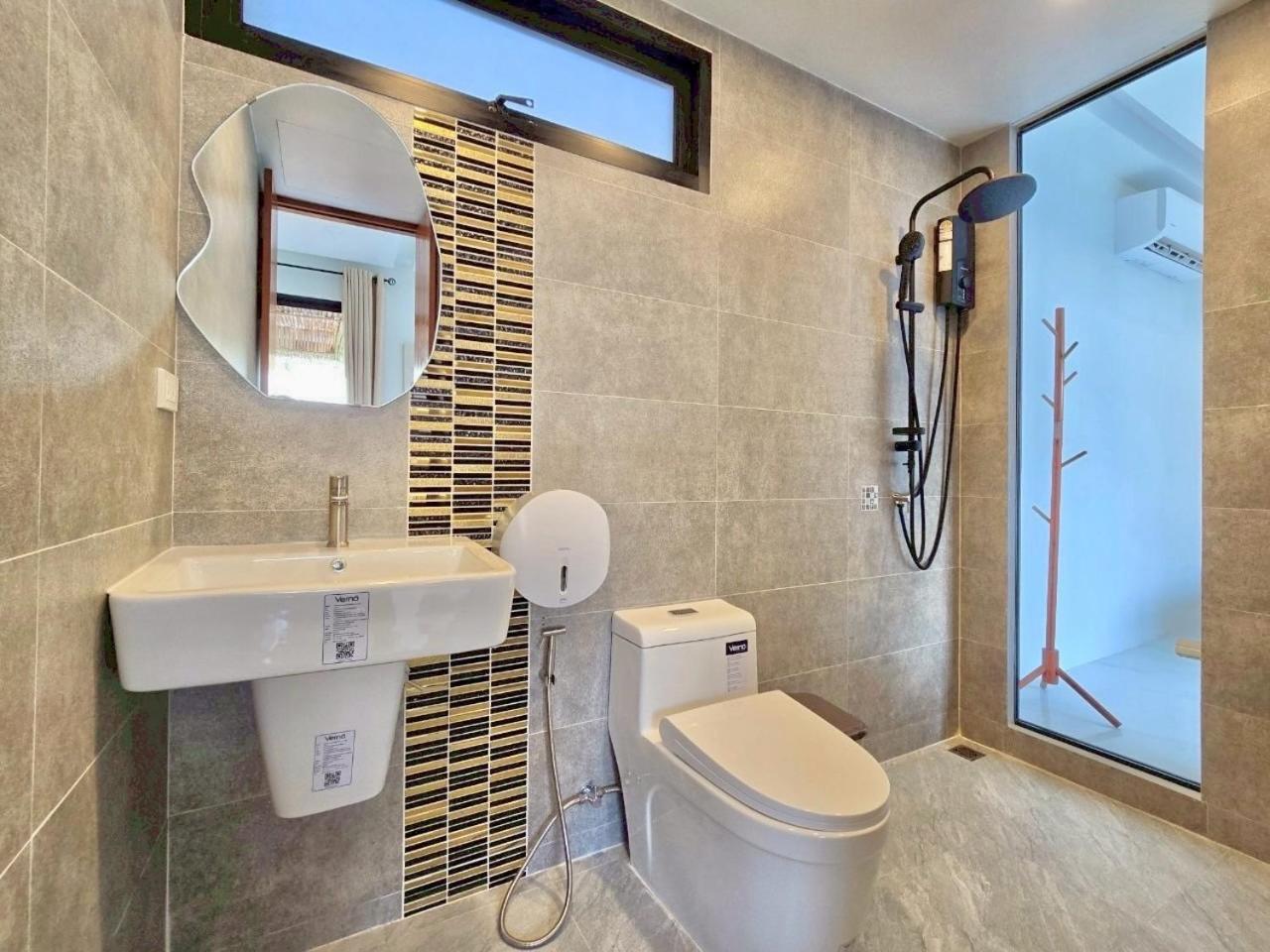 Ubox Samui & - Hostel